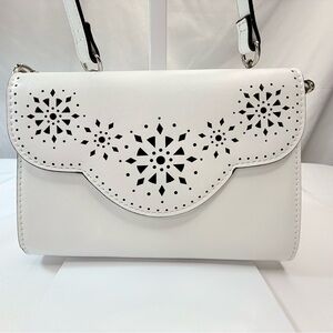 Nine West White Crossbody Bag with Cut-Out Design & Silver Chain EUC